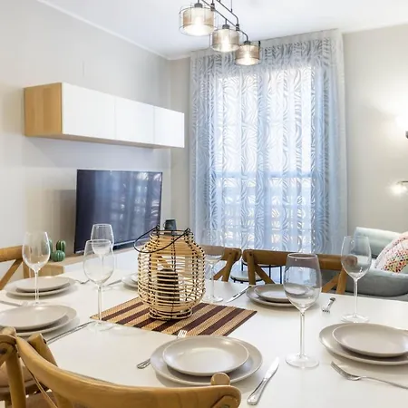 Luxury Apartment Dos Aceras Malaga Exterior photo